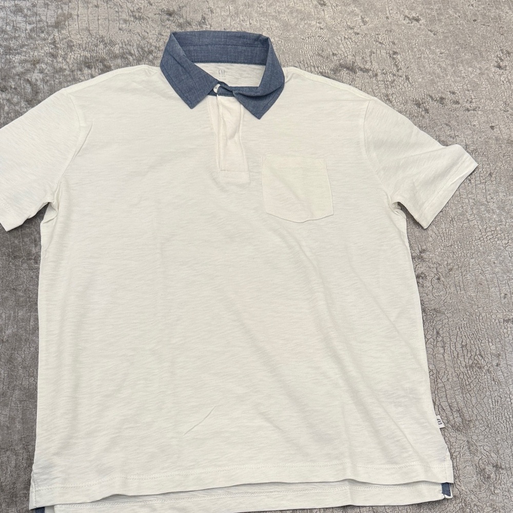 GAP NWT boys Cream Polo Shirt with Blue Collar size XL